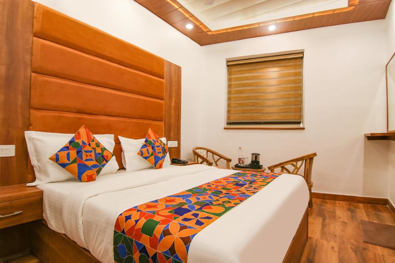 Fabhotel Ambassador Manimajra Exterior photo